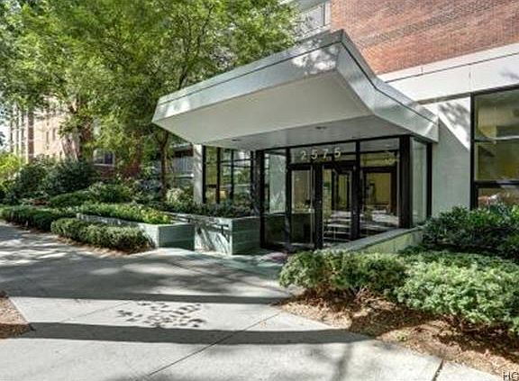3rd image of 2575 Palisade Ave APT 14L