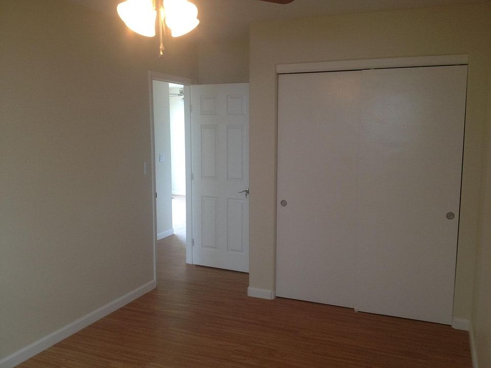 bedroom with large reach-in closet