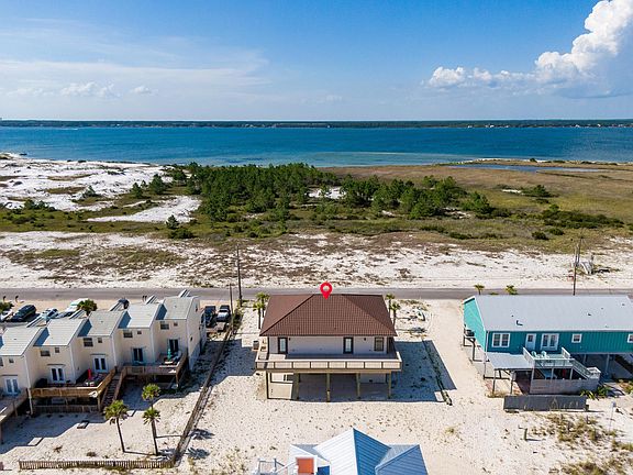 3rd image of 7911 White Sands Blvd
