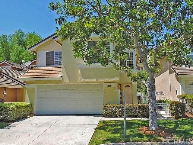 1st image of 3232 Cambridge Dr