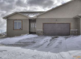4822 Encampment Ln, Rapid City, SD 57701