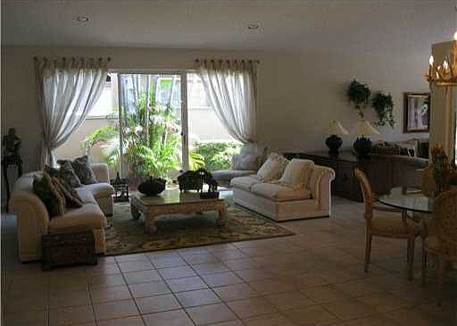 3rd image of 4497 Kensington Park Way