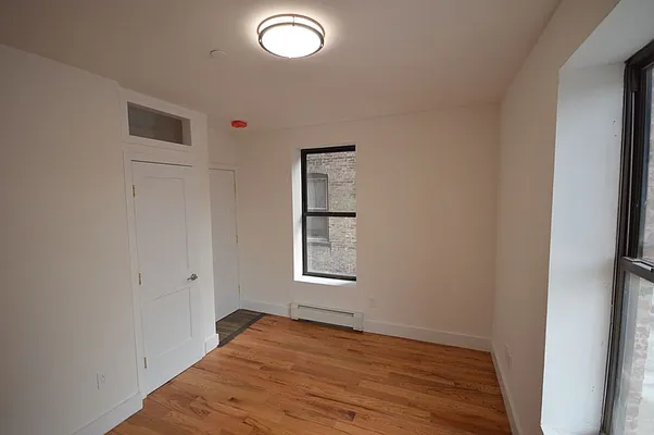 Rented by Voro, LLC | media 2