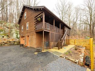 79 E Hook Cross Rd, Hopewell Junction, NY 12533