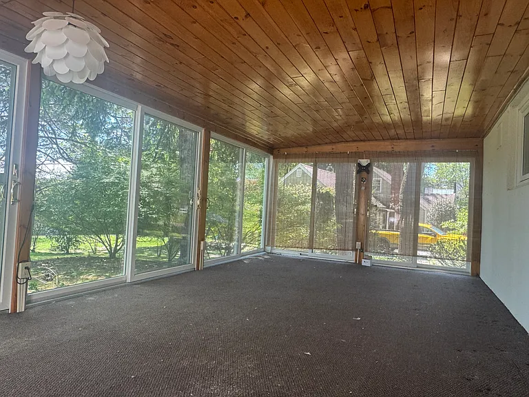 4 Season Room