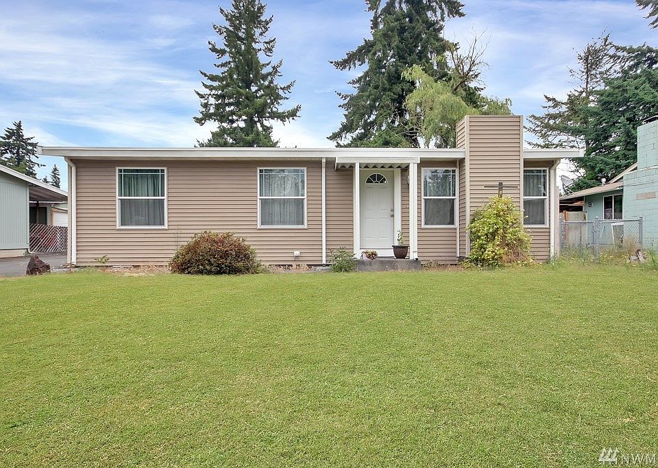 1st image of 225 173rd St E