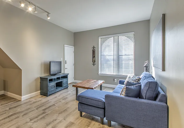 3625 McRee Ave #A — Photo 4