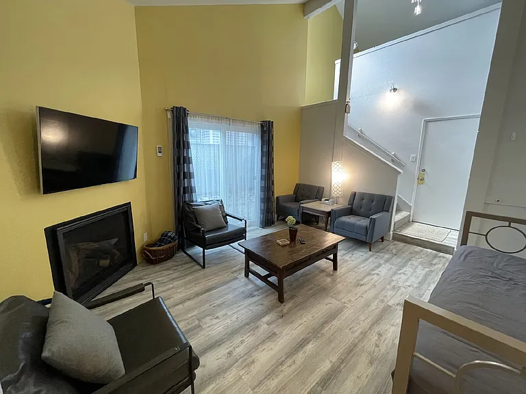 163 Michelle Dr #B — Photo 6