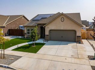 1191 N Taylor Ave, Hanford, CA 93230