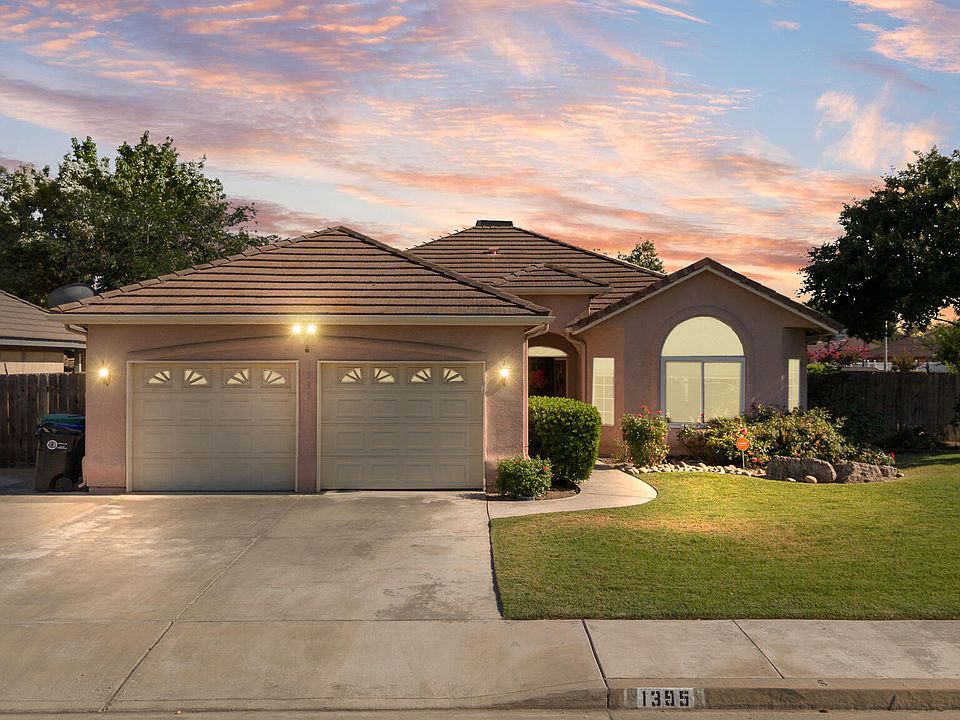 1st image of 1395 W La Vida Lane