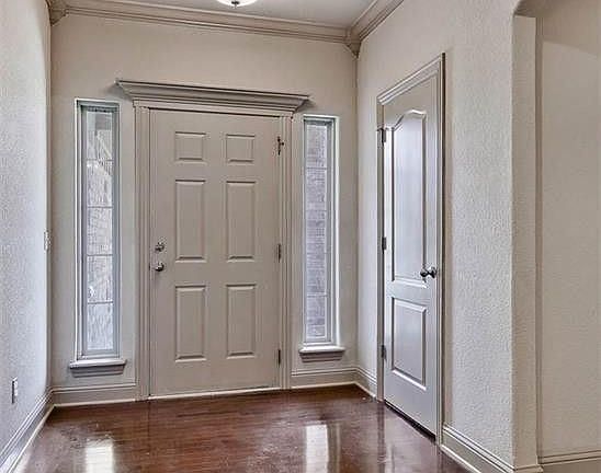 3rd image of 2952 N Cassius Ln