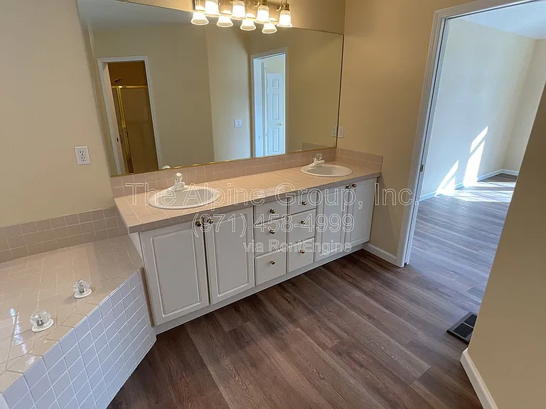 13649 SW Packard Ln — Photo 32
