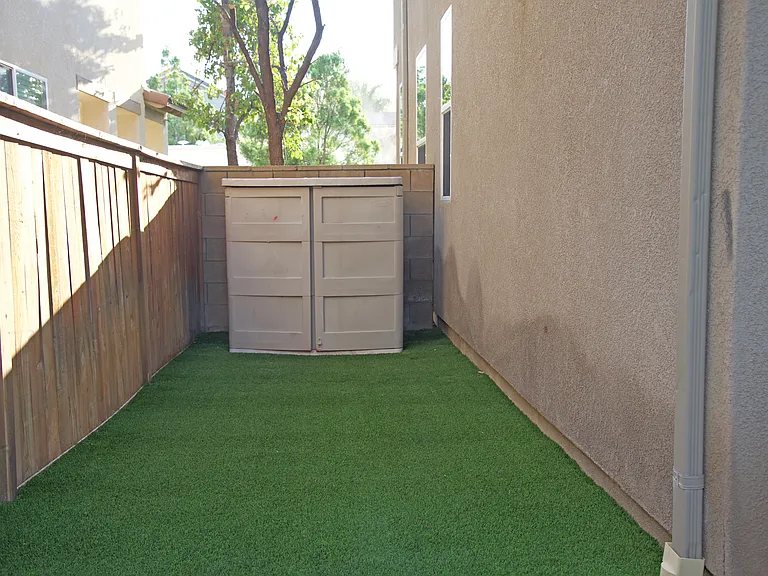 40054 Portsmouth Rd — Photo 16