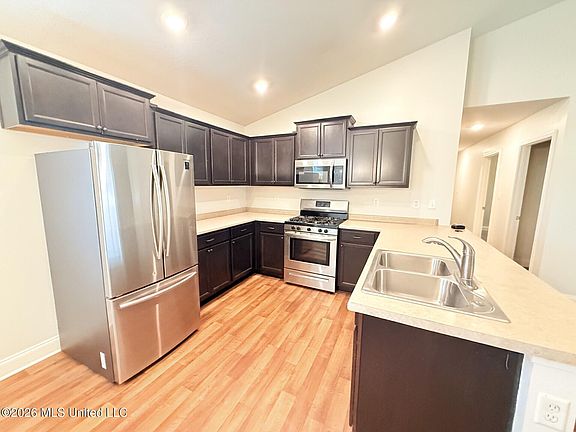 3rd image of 7882 Allen Glen Ln