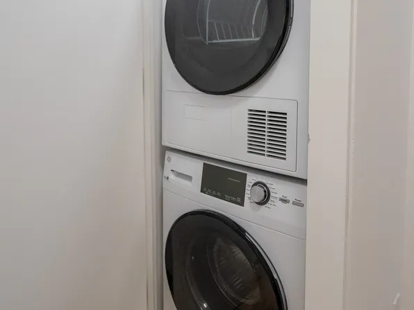 3111 Broadway image 5 of 8