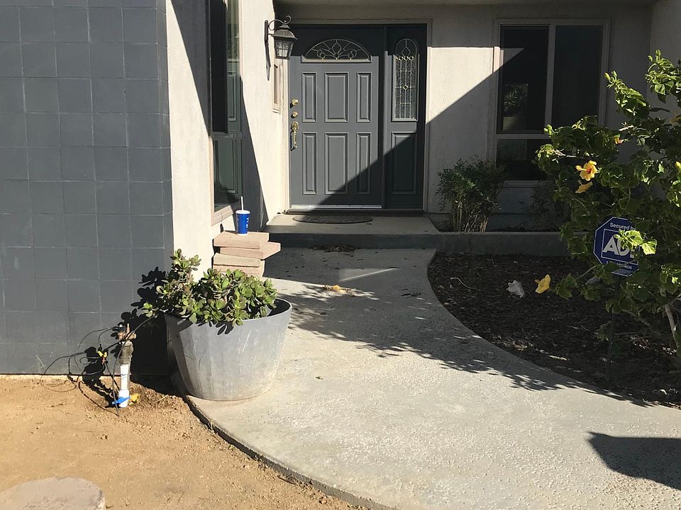 1st image of 5186 Jeffdale Ave