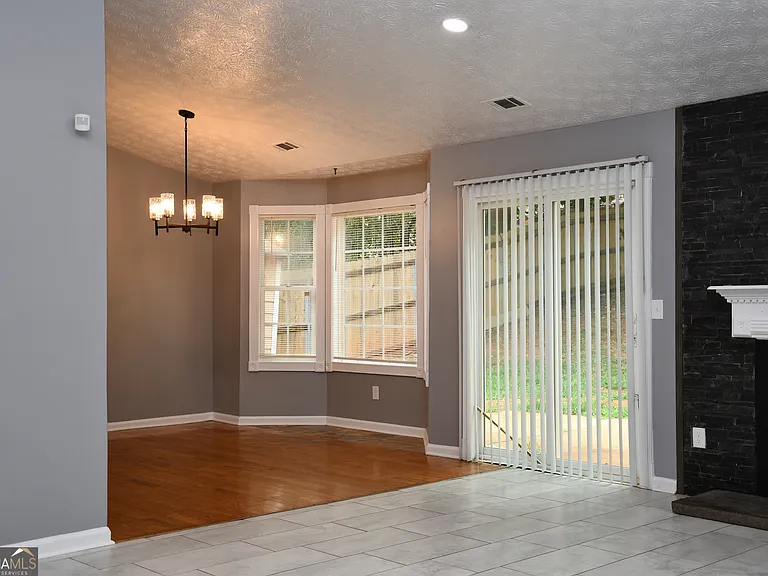 5932 Homestead Cir — Photo 22