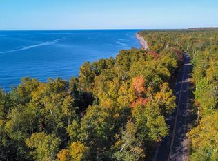 18 Cedar Bay Rd, Calumet, MI 49913