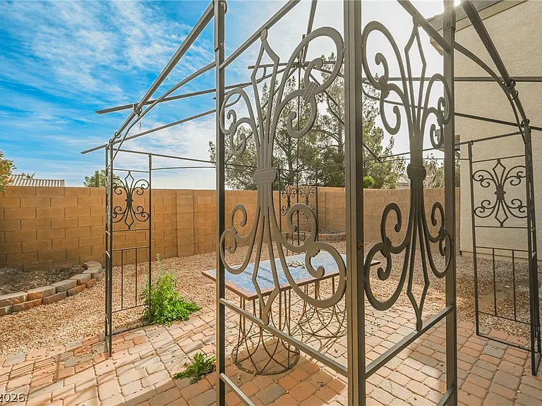 8212 Strawberry Spring St — Photo 26