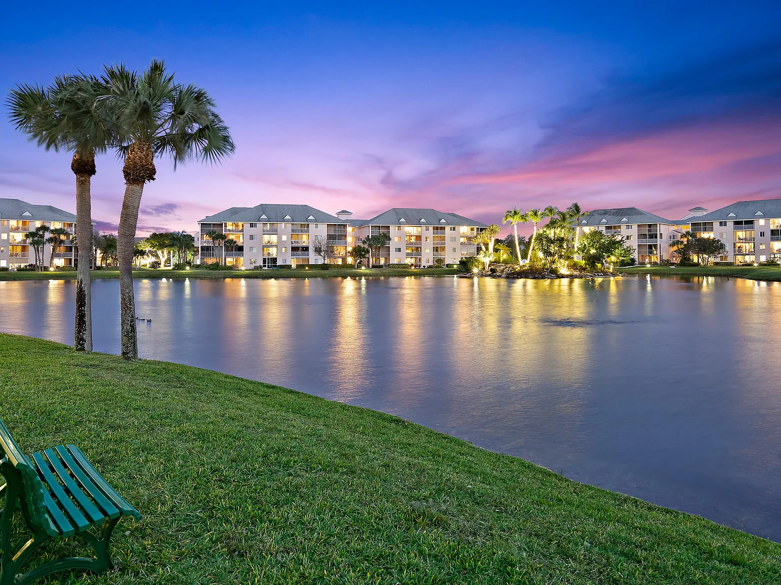 1 bed, 1.5 bath, 821 sqft, $2,000 — Photo 4