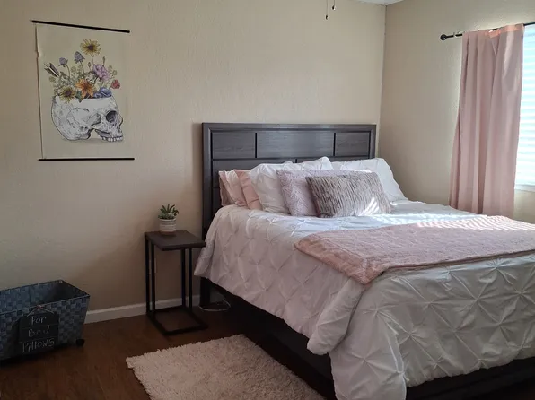 8809 Lemas Rd, Sacramento, CA 95828