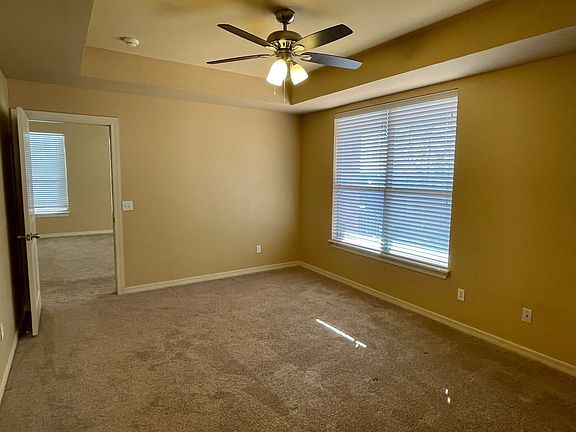 3rd image of 17605 Pond Walk Ct