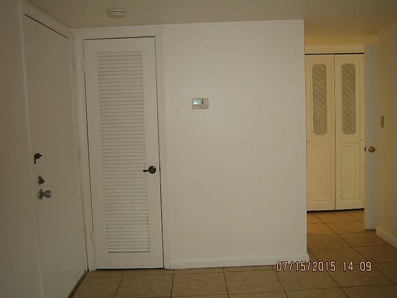 2nd image of 555 SE 8th St APT 150