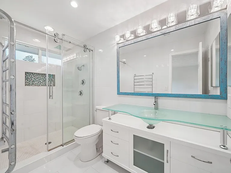 5132 Willow Point Pkwy — Photo 5