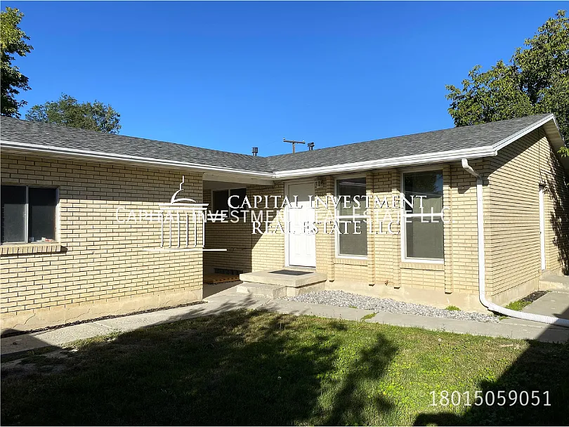 Building Photo - 7669 S Birch St #7669