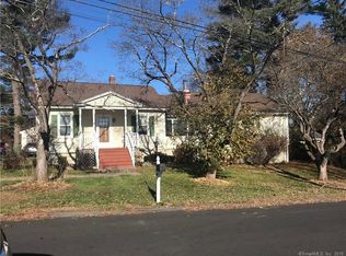 6 Beech St, Trumbull, CT 06611