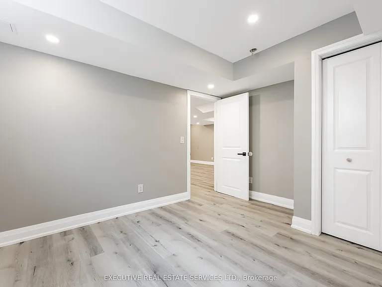 61 Truro Cir N — Photo 19