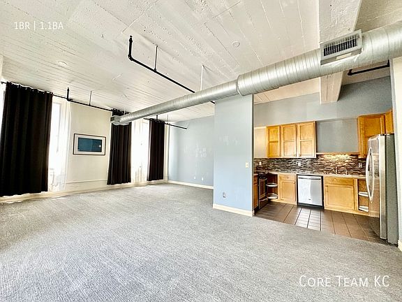 4th image of 523 Grand Blvd APT 2E