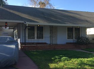 530 W 11th St, Corona, CA 92882