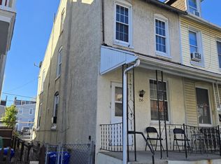 736 Pear St, Reading, PA 19601