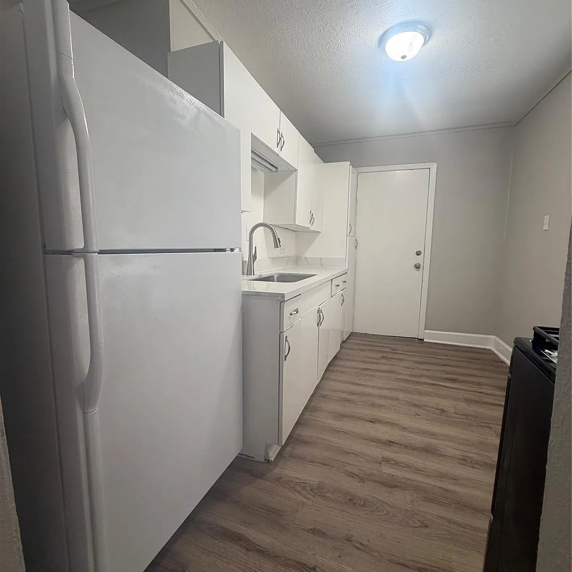 2 bed, 1.0 bath, 788 sqft, $1,250 — Photo 4