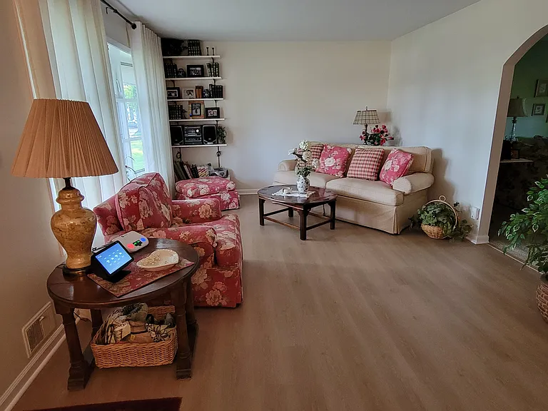 Kevin Rd — Photo 4