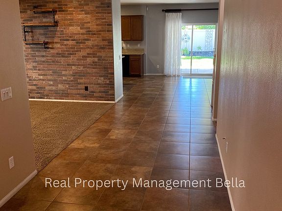 2nd image of 30931 Snowberry Ln