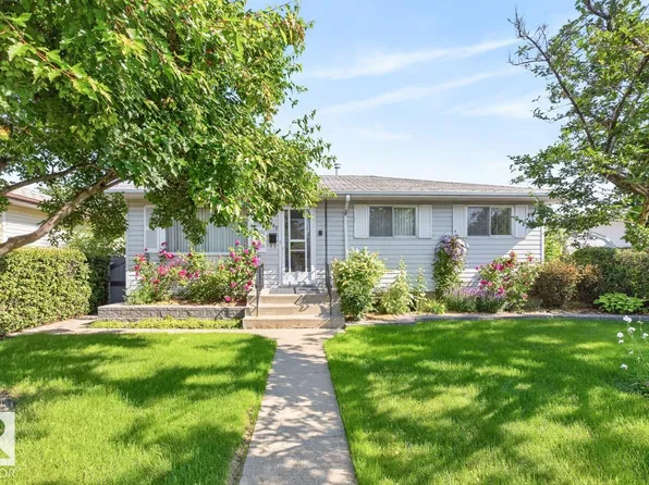 11820 132nd Ave NW, Edmonton, AB T5E 1A7