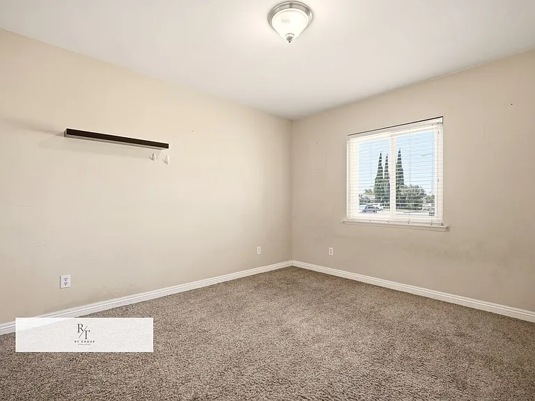 1225 W Glenmere St — Photo 23