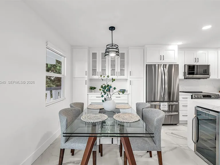 3042 Harwood Dr #3042-D — Photo 4