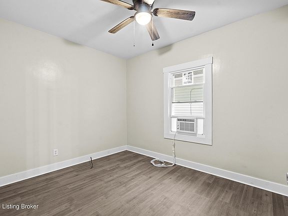 5th image of 1774 W Gaulbert Ave