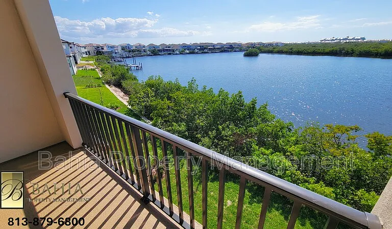 1074 Seagrape Dr — Photo 46