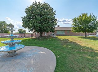2129 N Osage Ave, Dewey, OK 74029