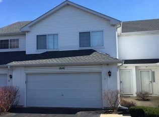 1641 Waterford Rd, North Aurora, IL 60542