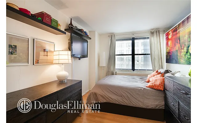 Sold by Douglas Elliman | media 13