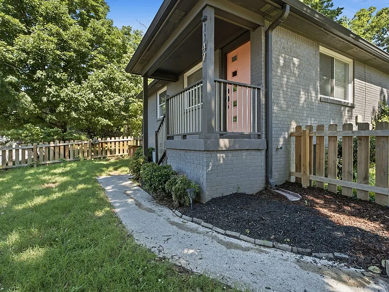 1147 Cahal Ave — Photo 22