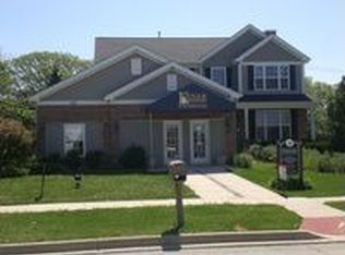 191 Regal Dr, Crystal Lake, IL 60014