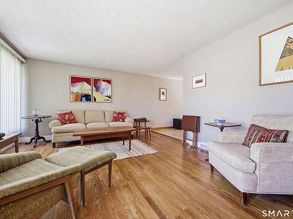 5th image of 81 Wildwood Road