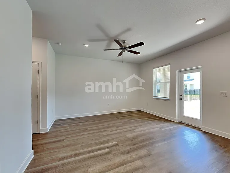 3307 Barber Ave — Photo 8