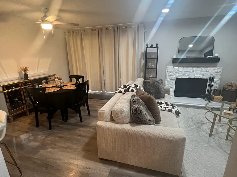 E Temple Dr — Photo 9